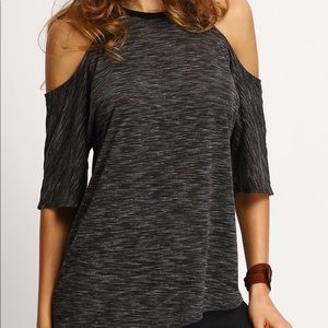 SALE⚡️HP NWT Asymmetric Cold Shoulder Top, Black